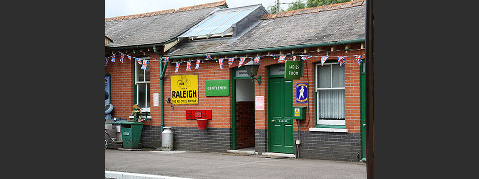 Isfield Station